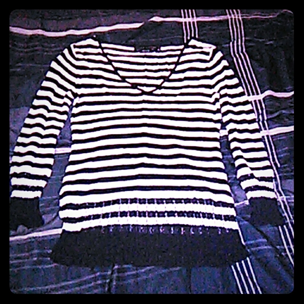 Womens 3/4 formal top